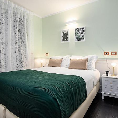 Hemeras Boutique Homes - Design Flat In The City Center Милан Экстерьер фото