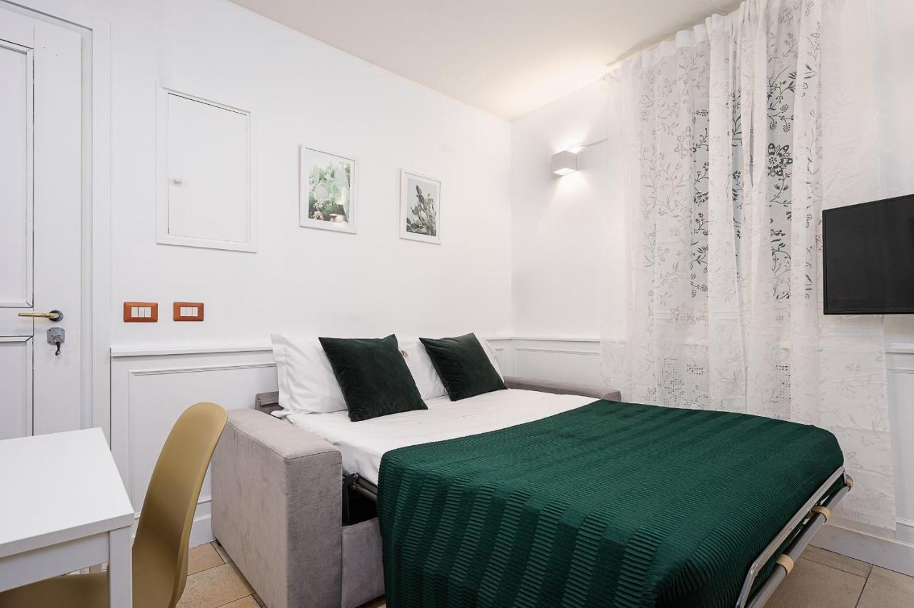 Hemeras Boutique Homes - Design Flat In The City Center Милан Экстерьер фото